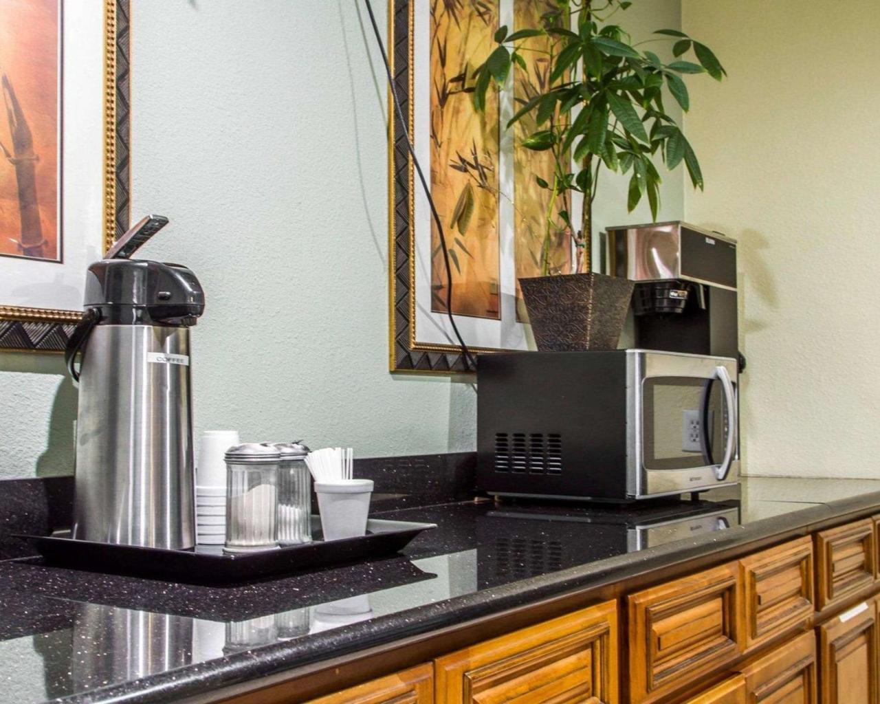 Rodeway Inn Vallejo Zewnętrze zdjęcie